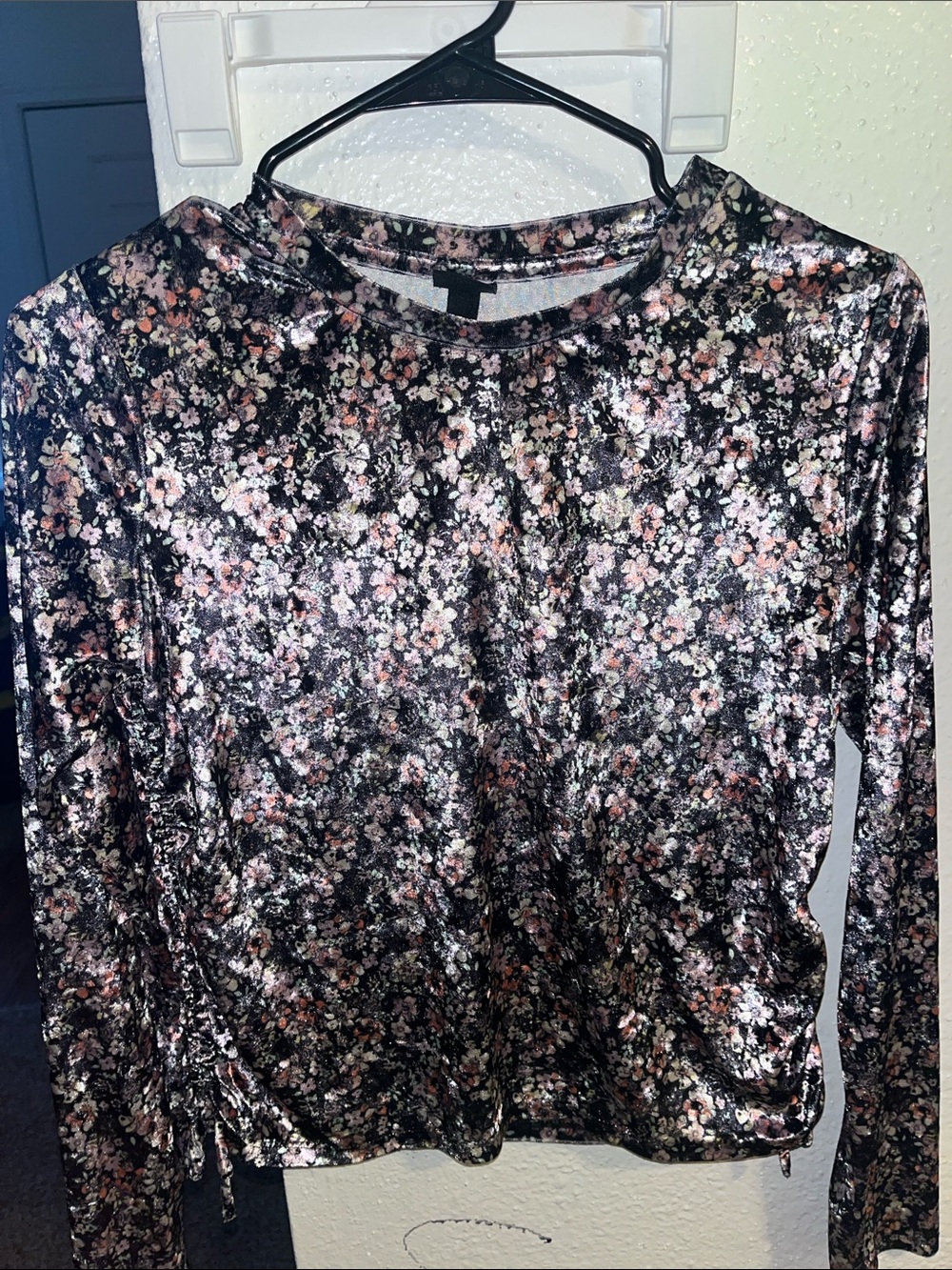 art class Floral Velvet Long Sleeve Top in Pink and Black